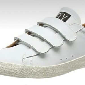 FLY LONDON super cute white leather, Velcro sneakers, size 39, US 9, like new